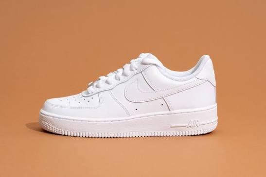 روشهای شستن کتونی سفید | راهنمای کامل تمیز کردن بدون آسیب